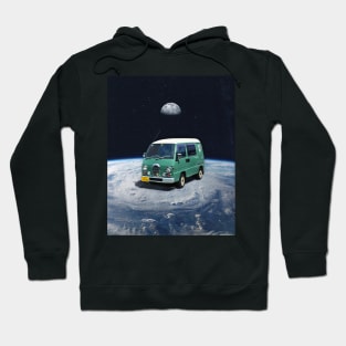 TRAVELING THE WORLD. Hoodie